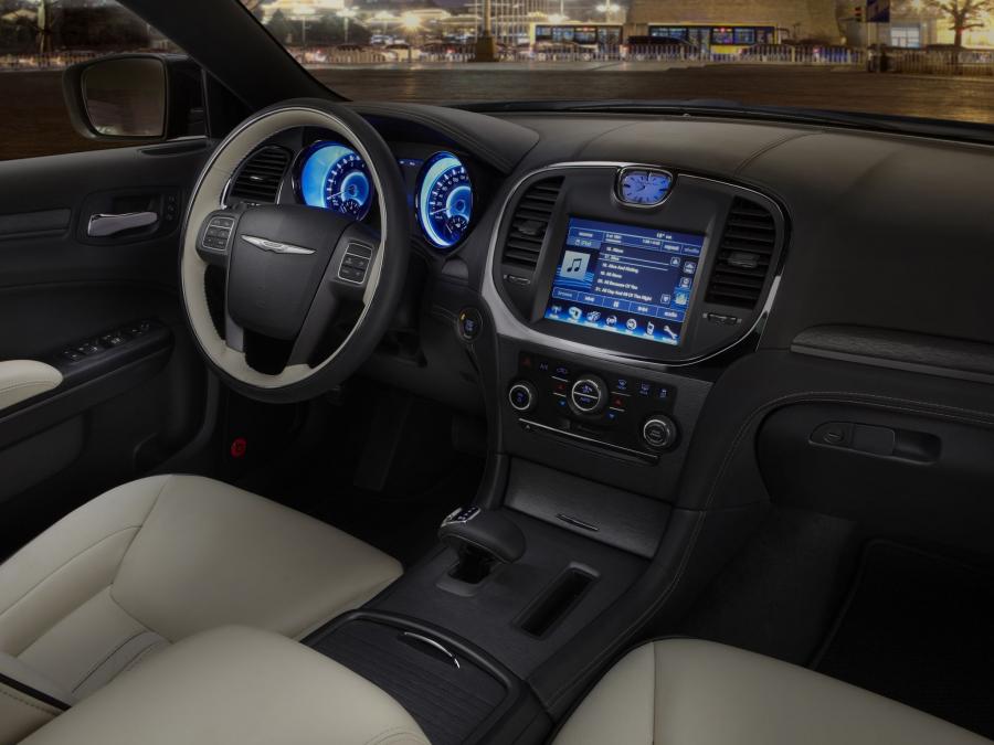  Chrysler 300C Ruyi Design Concept 2012 года  (фото 22 из 24)